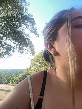 lunaxxx 69 online show from 5, 5, 2026