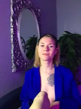 EmmaGallen online show from 16, 3, 2025