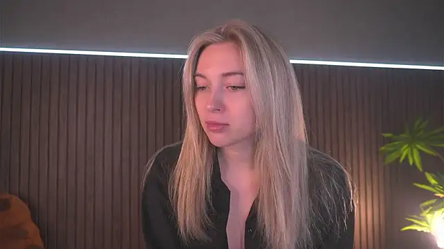 christie luv online show from 27, 9, 2025