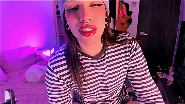 Loona s online show from 14, 3, 2026