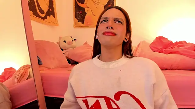 Loona s online show from 6, 10, 2025