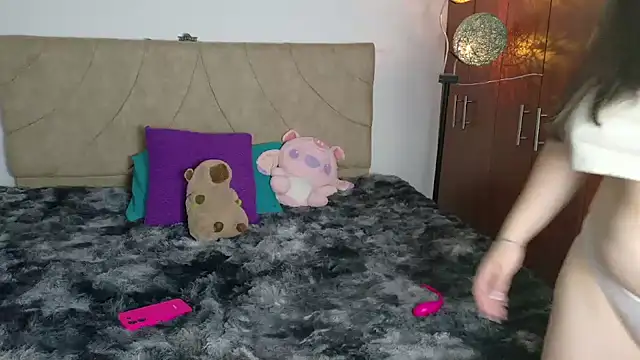 Sweetlove 243 online show from 25, 10, 2025