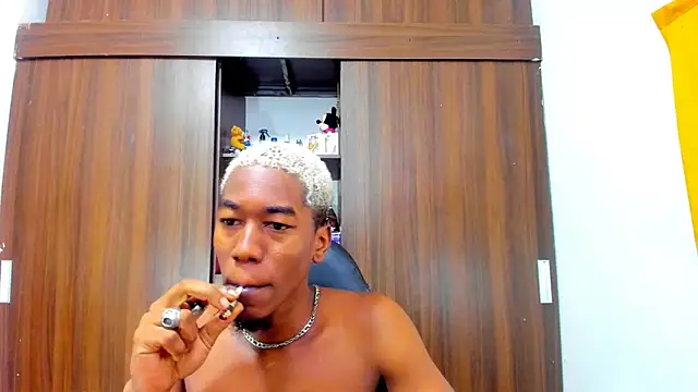 Dreamastercum  online show from 14, 10, 2025