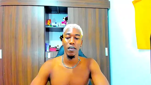 Dreamastercum  online show from 25, 10, 2025