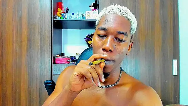 Dreamastercum  online show from 12, 10, 2025