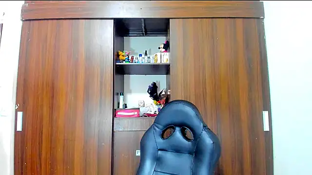 Dreamastercum  online show from 21, 11, 2025