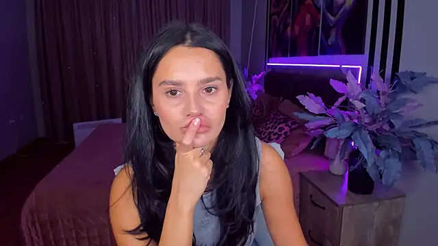 DanaSincere online show from 3, 3, 2025