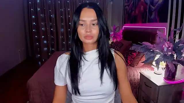 DanaSincere online show from 12, 11, 2025