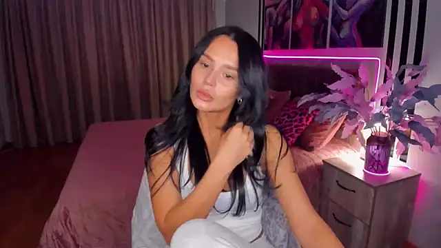 DanaSincere online show from 4, 10, 2025