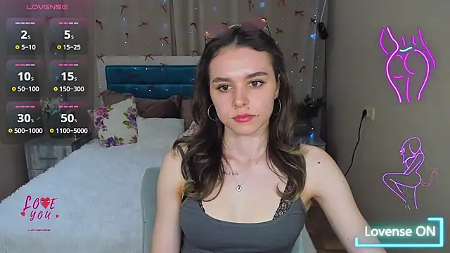 EmelyMason online show from 13, 4, 2026