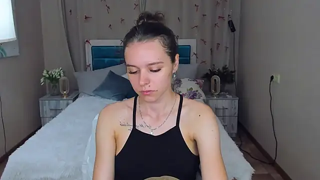 EmelyMason online show from 30, 6, 2026