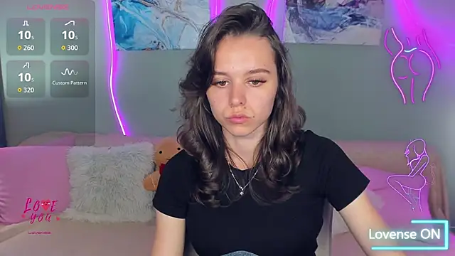 EmelyMason online show from 26, 6, 2026
