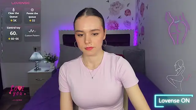 EmelyMason online show from 10, 4, 2026