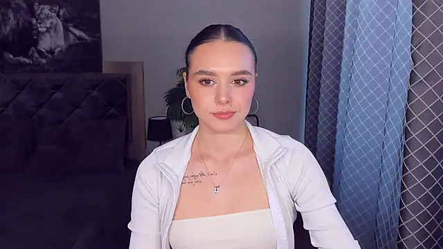 EmelyMason online show from 7, 3, 2026