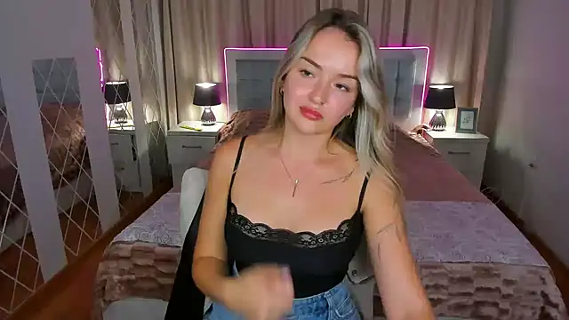 EvaGoddes online show from 15, 9, 2025