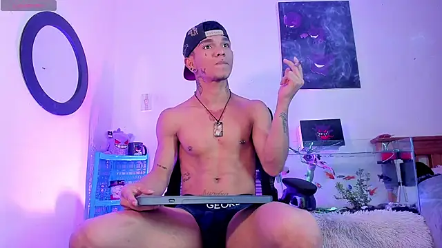 CRAZY-BOY99 online show from 11, 5, 2026