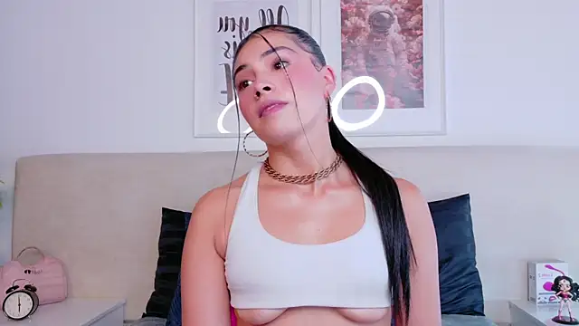 SaritaBratz online show from 15, 9, 2025