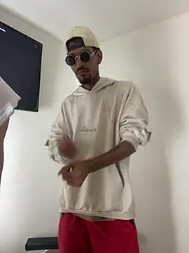 Miguel bigcock online show from 24, 2, 2026