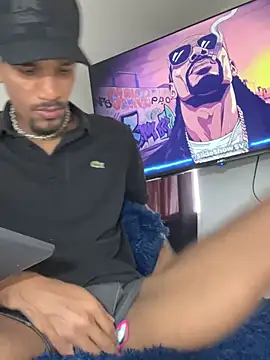 Snapshot of Miguel_bigcock chatting on 6, 6, 2026 Miguel bigcock online show from 6, 6, 2026