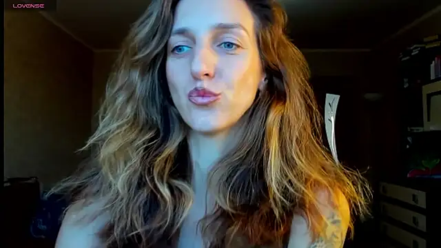 desired zzoya online show from 17, 9, 2025