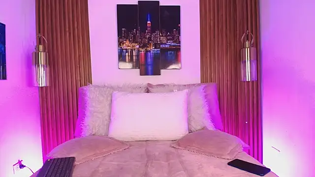 Jonas Rivers online show from 4, 12, 2025