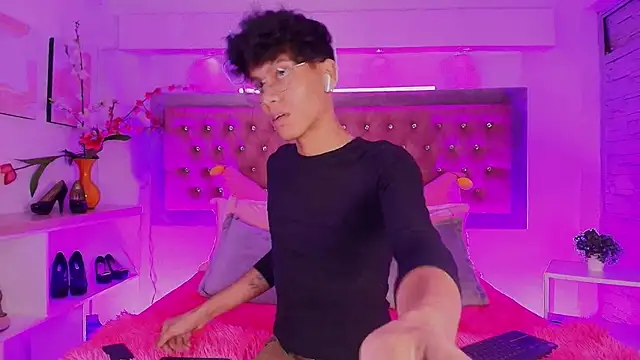 Jonas Rivers online show from 6, 10, 2025