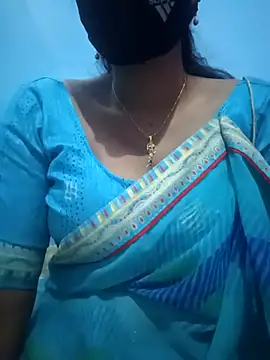 Snapshot of Sexyradha_ chatting on 1, 3, 2026 Sexyradha online show from 1, 3, 2026