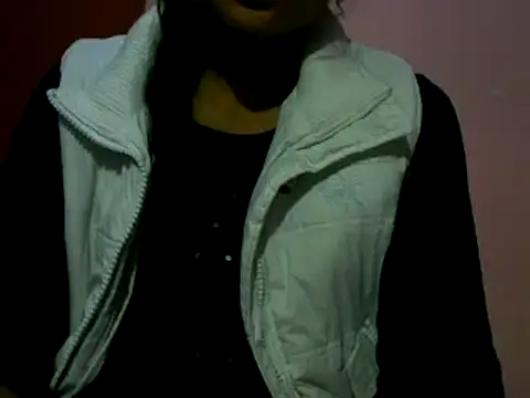 Snapshot of mayra89 chatting on 24, 11, 2025 mayra89 online show from 24, 11, 2025