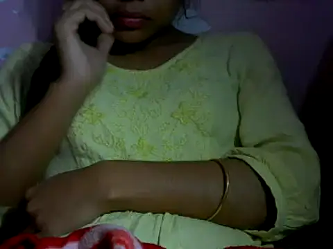 Snapshot of mayra89 chatting on 28, 11, 2025 mayra89 online show from 28, 11, 2025