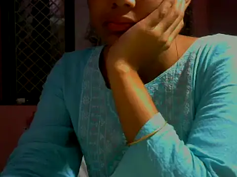 Snapshot of mayra89 chatting on 22, 11, 2025 mayra89 online show from 22, 11, 2025