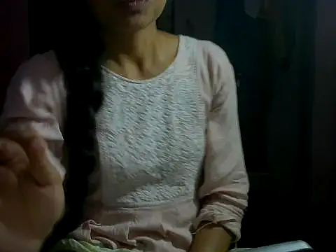 Snapshot of mayra89 chatting on 24, 10, 2025 mayra89 online show from 24, 10, 2025