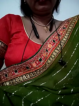 Snapshot of Neha-Bhabhi-Rasily chatting on 3, 11, 2025 Neha-Bhabhi-Rasily online show from 3, 11, 2025