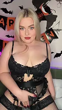 April Vancee online show from 2, 11, 2025