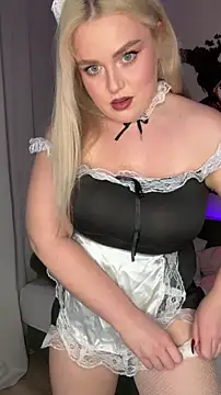 April Vancee online show from 28, 10, 2025