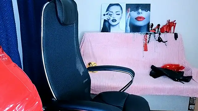 Miss Alice Silver online show from 13, 3, 2025