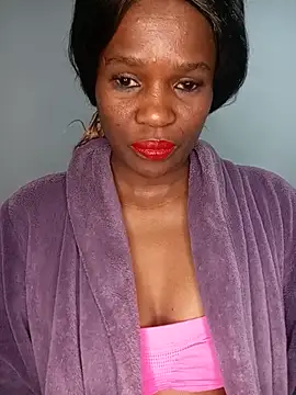 Snapshot of Missvixen81 chatting on 16, 7, 2026 Missvixen81 online show from 16, 7, 2026