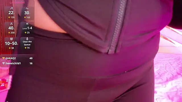 playfulcurvy online show from 30, 10, 2025