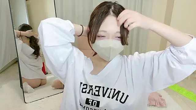 mami-pokoch online show from 7, 11, 2025