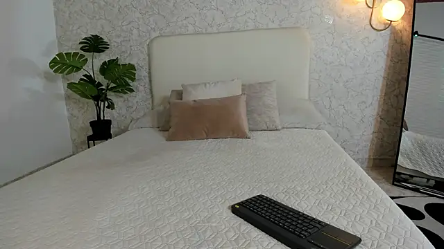 alanarouge online show from 26, 2, 2026