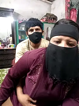 Snapshot of Pakhi_Couple_69 chatting on 25, 9, 2025 Pakhi Couple 69 online show from 25, 9, 2025