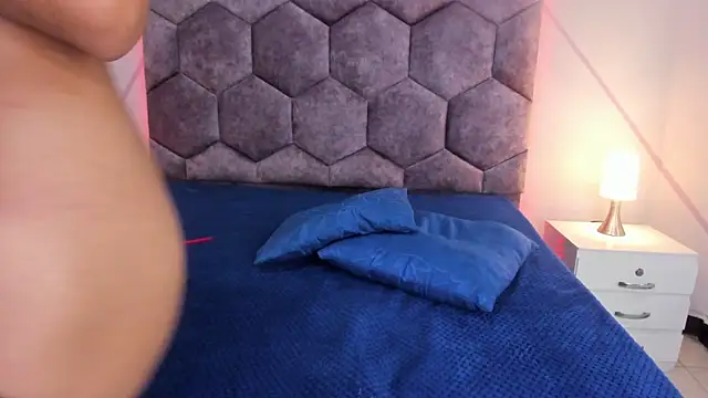 Snapshot of aurora_collinss_ chatting on 20, 3, 2025 aurora collinss online show from 20, 3, 2025