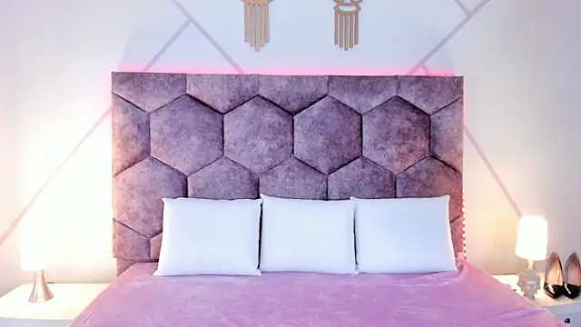 Snapshot of aurora_collinss_ chatting on 9, 11, 2025 aurora collinss online show from 9, 11, 2025