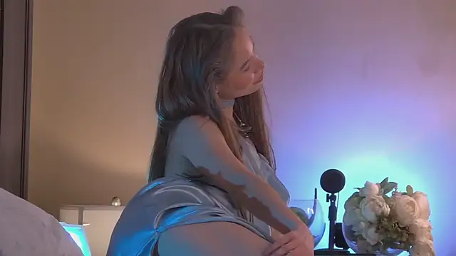 Amanda River online show from 3, 10, 2025