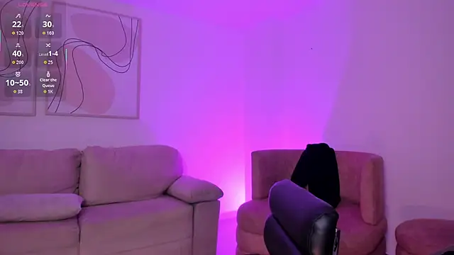 Snapshot of MaddisonCollins chatting on 22, 10, 2025 MaddisonCollins online show from 22, 10, 2025