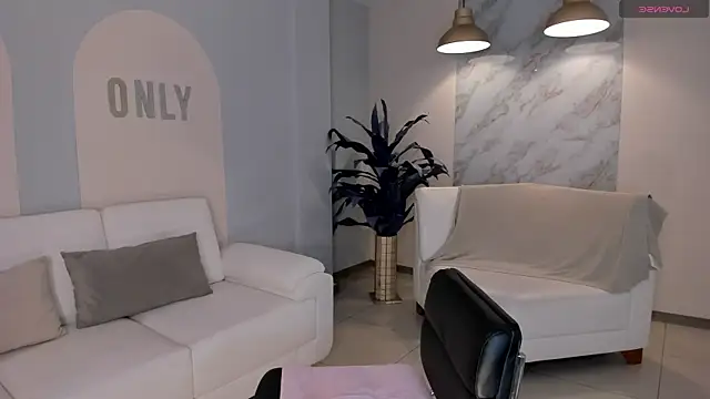 Snapshot of MaddisonCollins chatting on 22, 3, 2025 MaddisonCollins online show from 22, 3, 2025