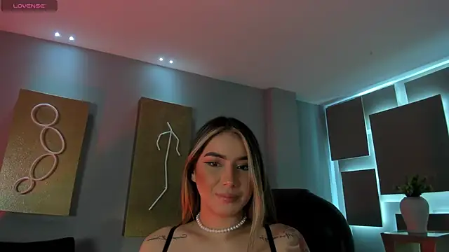 Snapshot of MaddisonCollins chatting on 20, 2, 2026 MaddisonCollins online show from 20, 2, 2026