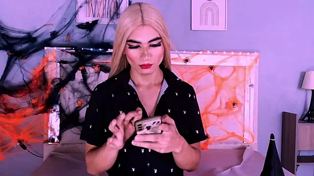 Emily Castillo 1 online show from 7, 10, 2025