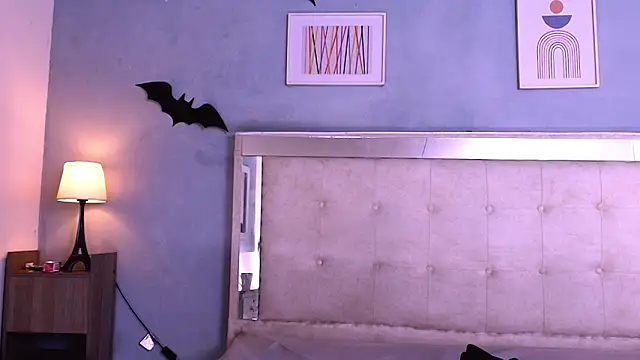 Emily Castillo 1 online show from 26, 11, 2025