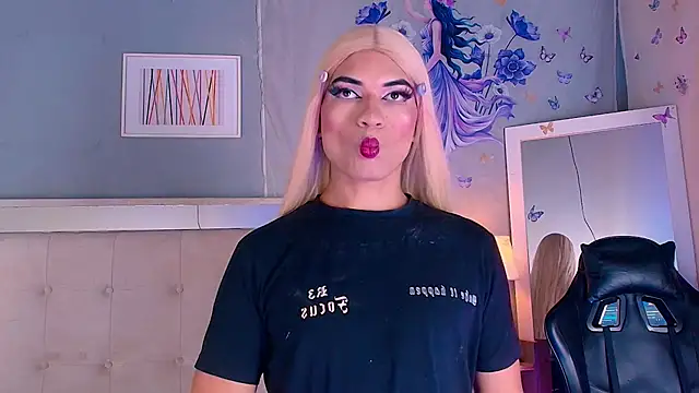 Emily Castillo 1 online show from 14, 4, 2026