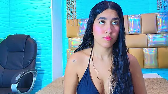 Mia Montess online show from 18, 12, 2025